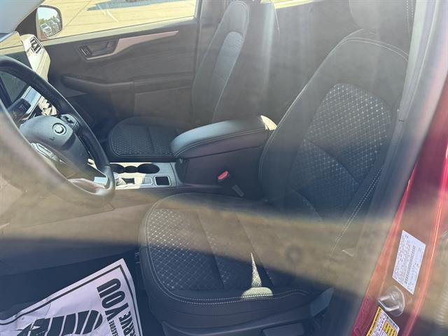 new 2025 Ford Escape car, priced at $32,990