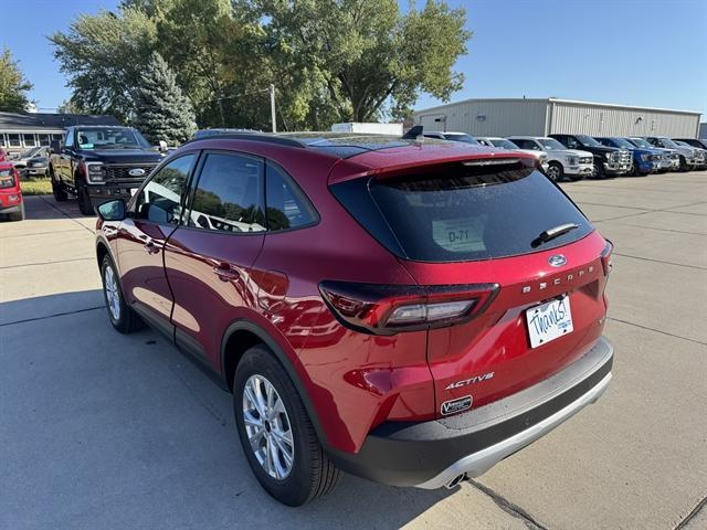 new 2025 Ford Escape car, priced at $32,990
