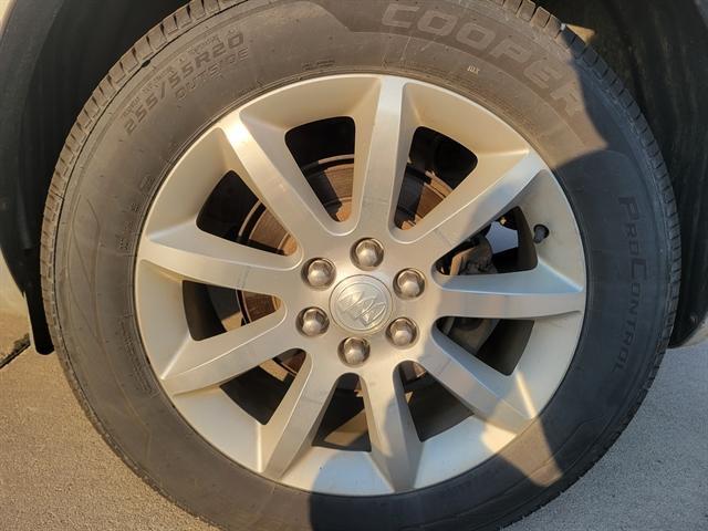 used 2015 Buick Enclave car, priced at $5,990