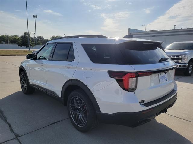 new 2025 Ford Explorer car, priced at $51,835