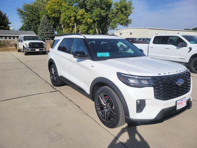 new 2025 Ford Explorer car, priced at $51,835