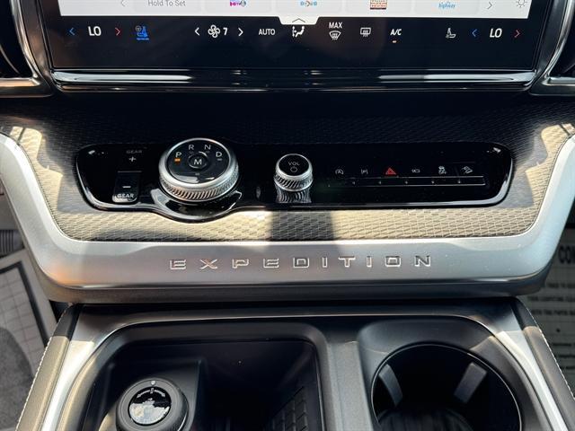 new 2025 Ford Expedition Max car, priced at $85,625