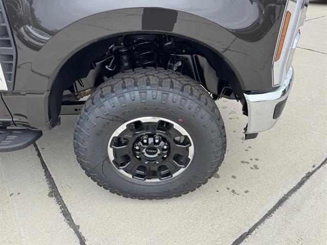 new 2025 Ford F-250 car, priced at $71,590