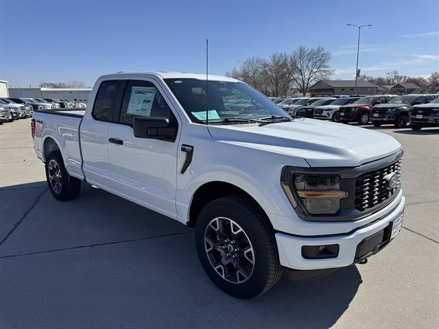 new 2025 Ford F-150 car, priced at $45,837