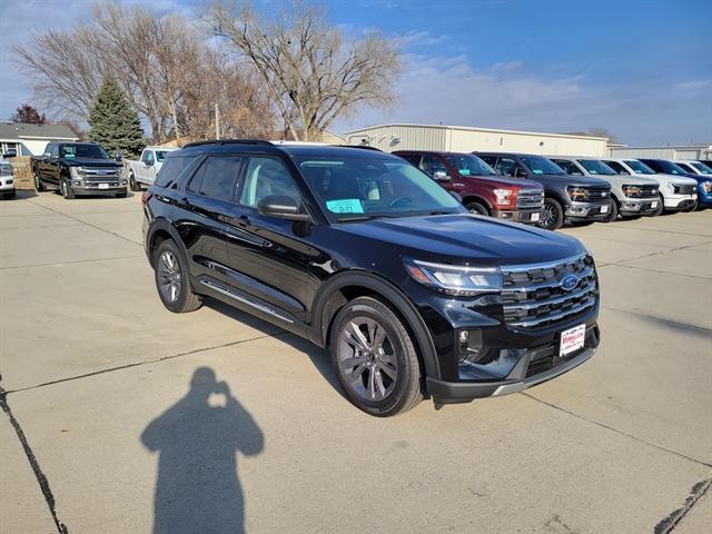 new 2025 Ford Explorer car, priced at $45,990