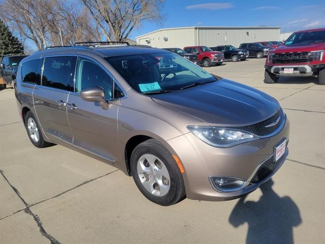 used 2017 Chrysler Pacifica car, priced at $10,490