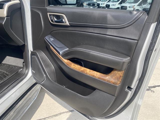 used 2015 GMC Yukon XL car, priced at $12,990
