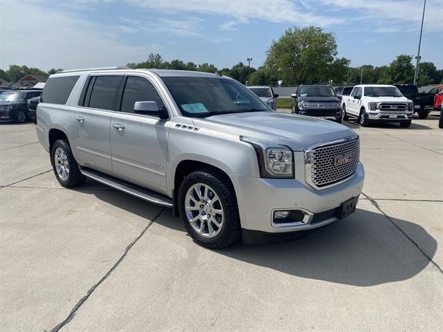used 2015 GMC Yukon XL car, priced at $12,990