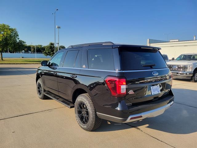 new 2024 Ford Expedition car, priced at $65,599