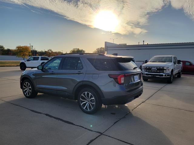 new 2025 Ford Explorer car, priced at $44,990