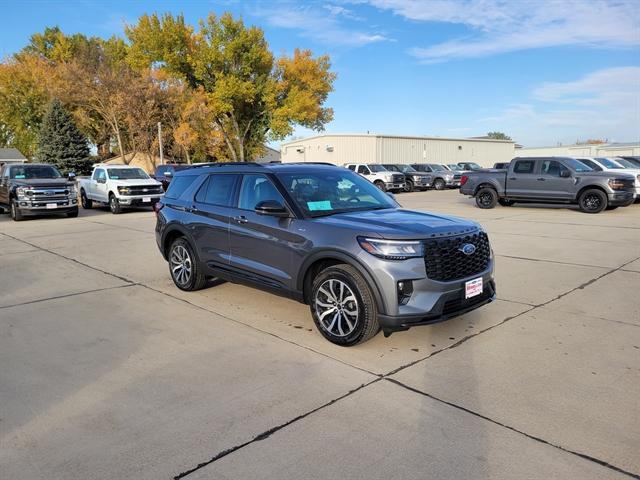 new 2025 Ford Explorer car, priced at $44,990