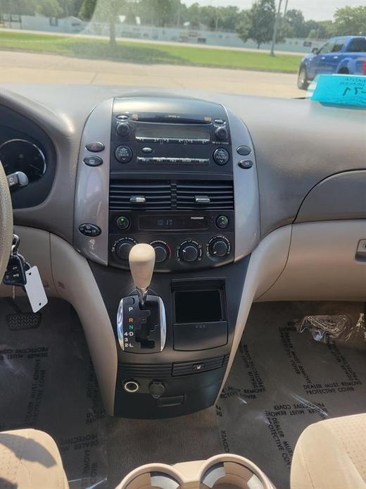 used 2009 Toyota Sienna car, priced at $3,990