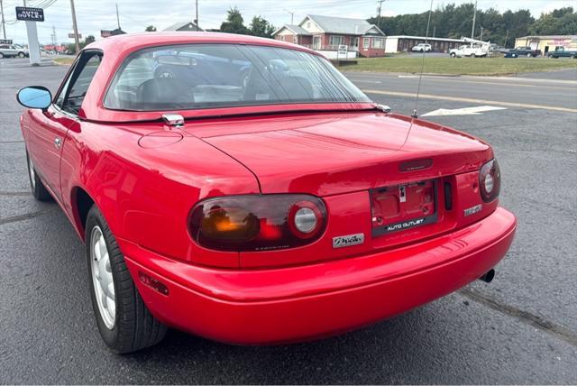 used 1990 Mazda MX-5 Miata car, priced at $18,500