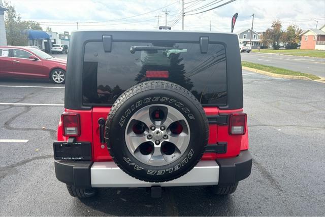 used 2015 Jeep Wrangler Unlimited car, priced at $16,800