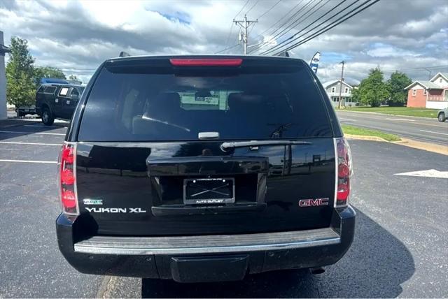 used 2010 GMC Yukon car, priced at $9,900