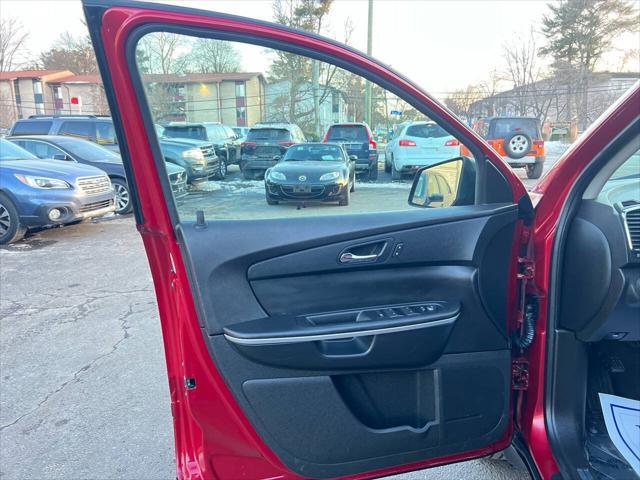 used 2012 GMC Acadia car, priced at $6,250