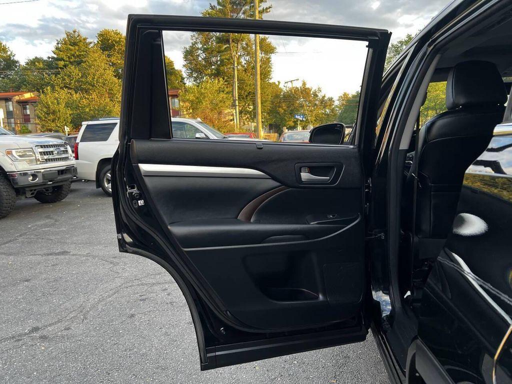 used 2015 Toyota Highlander car, priced at $19,750