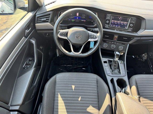 used 2024 Volkswagen Jetta car, priced at $16,995