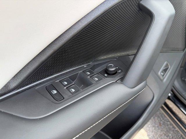 new 2025 Volkswagen Tiguan car, priced at $34,050