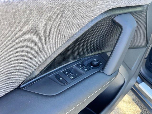 new 2025 Volkswagen Tiguan car, priced at $27,720