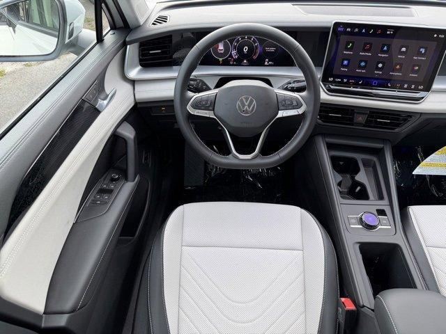 new 2025 Volkswagen Tiguan car, priced at $32,599