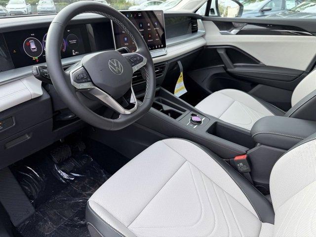 new 2025 Volkswagen Tiguan car, priced at $32,599