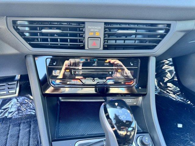 new 2025 Volkswagen Jetta car, priced at $23,576