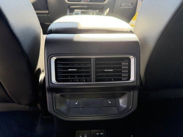 new 2026 Volkswagen Atlas Cross Sport car, priced at $53,019