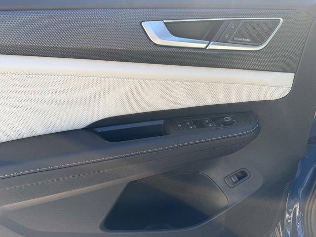 new 2026 Volkswagen Atlas Cross Sport car, priced at $53,019