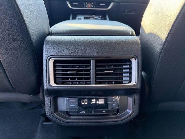 new 2026 Volkswagen Atlas car, priced at $44,309