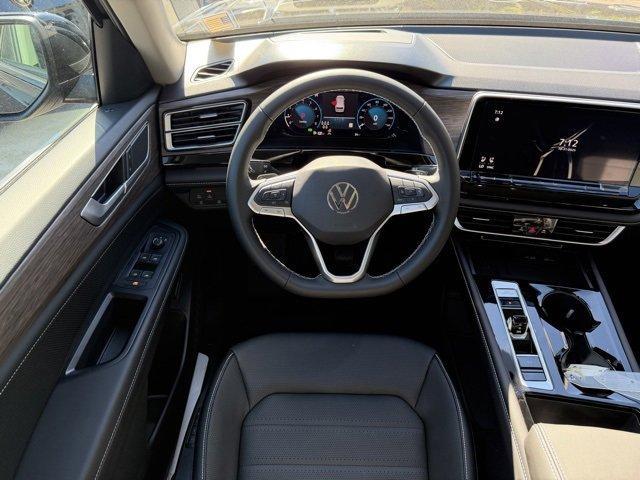new 2026 Volkswagen Atlas car, priced at $49,303