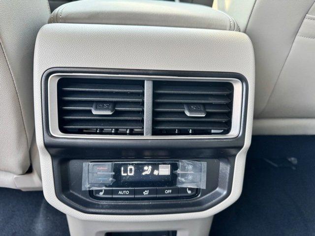 new 2026 Volkswagen Atlas car, priced at $54,624