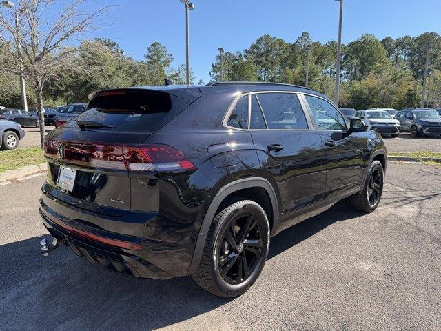 new 2026 Volkswagen Atlas Cross Sport car, priced at $50,035
