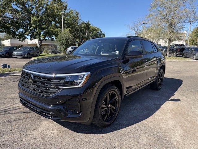 new 2026 Volkswagen Atlas Cross Sport car, priced at $50,035