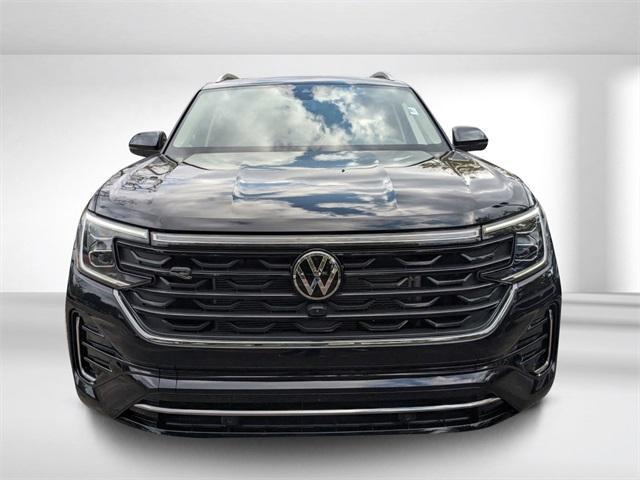 new 2025 Volkswagen Atlas car, priced at $53,700