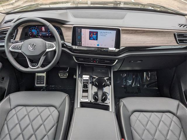 new 2025 Volkswagen Atlas car, priced at $53,700