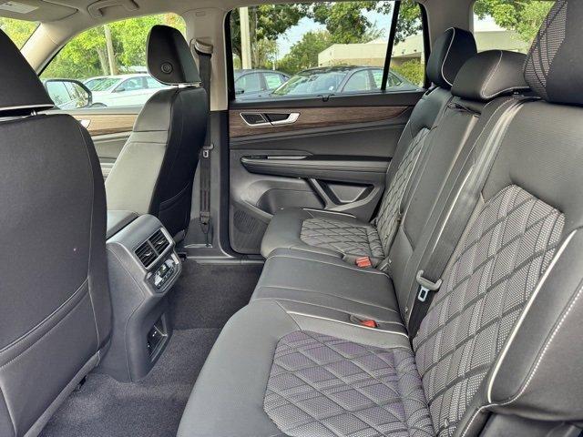 new 2026 Volkswagen Atlas car, priced at $53,496