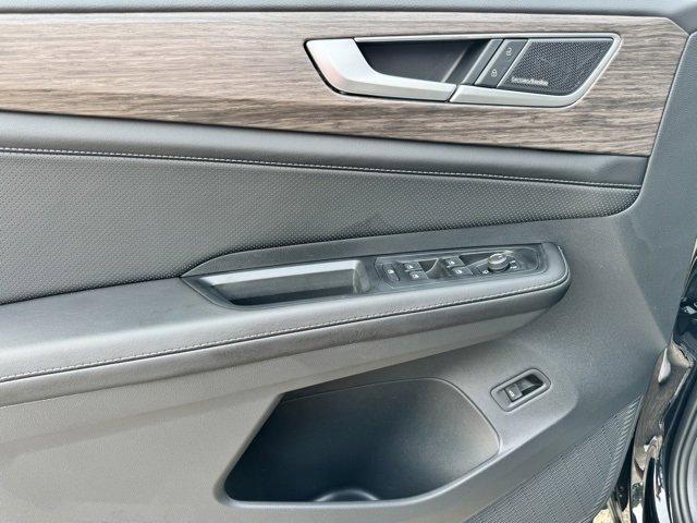 new 2026 Volkswagen Atlas car, priced at $53,496