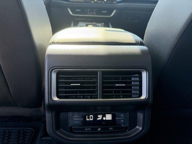 new 2026 Volkswagen Atlas car, priced at $45,344