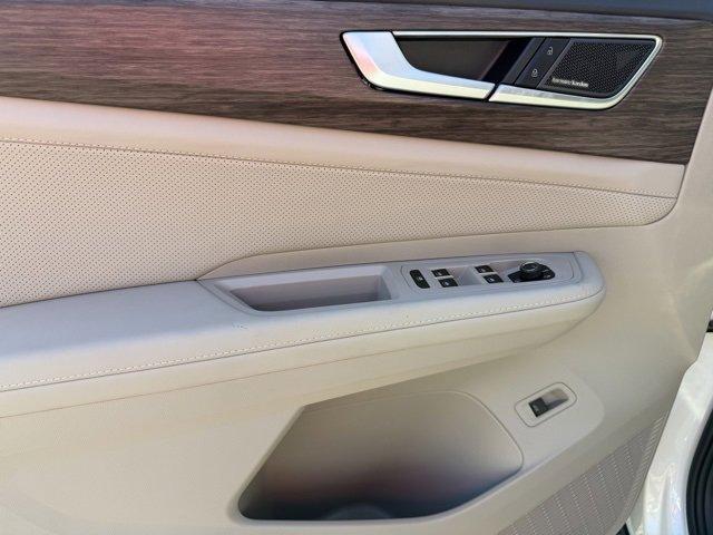 new 2026 Volkswagen Atlas car, priced at $54,026