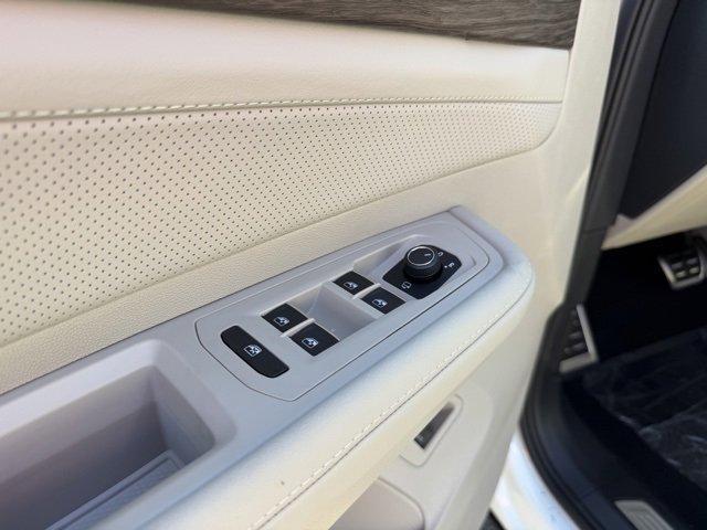 new 2026 Volkswagen Atlas car, priced at $54,026