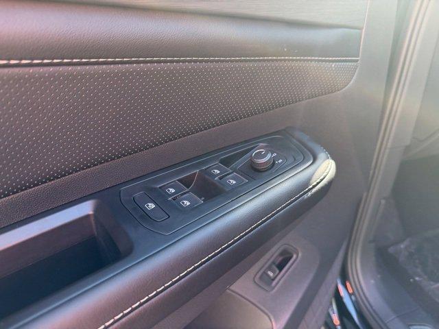 new 2026 Volkswagen Atlas Cross Sport car, priced at $45,601