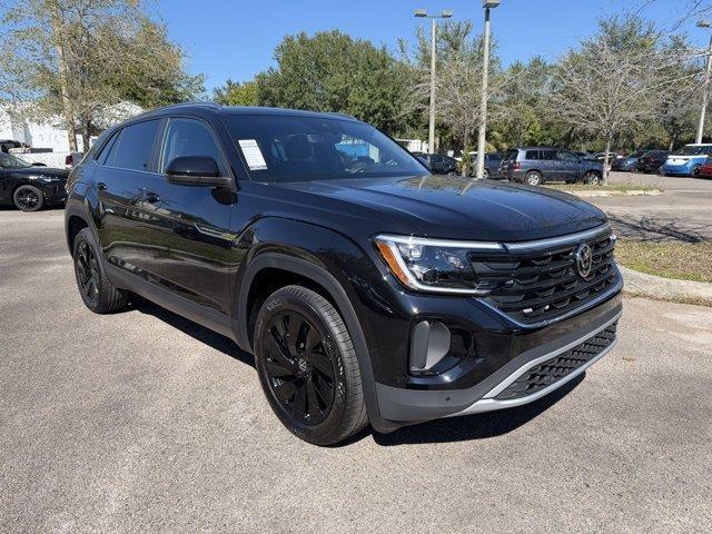 new 2026 Volkswagen Atlas Cross Sport car, priced at $45,601