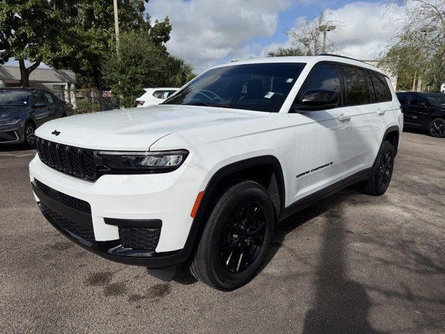 used 2024 Jeep Grand Cherokee L car, priced at $28,795