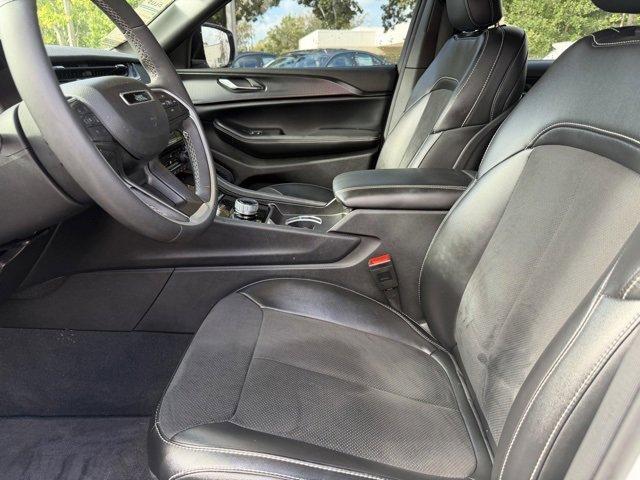 used 2024 Jeep Grand Cherokee L car, priced at $28,795