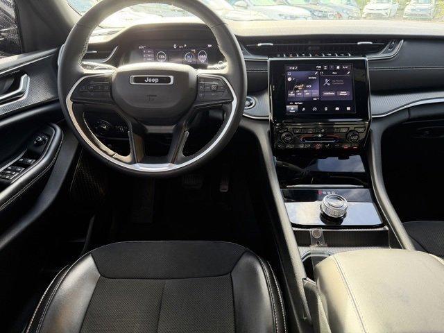 used 2024 Jeep Grand Cherokee L car, priced at $28,795