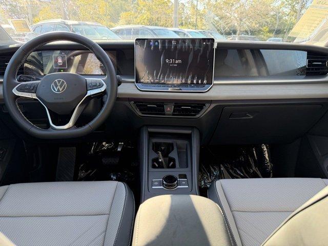 new 2025 Volkswagen Tiguan car, priced at $32,599