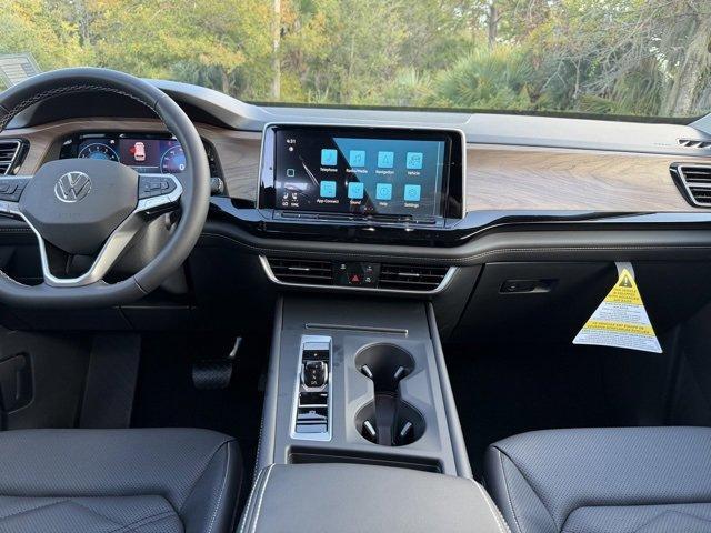 new 2026 Volkswagen Atlas car, priced at $43,506