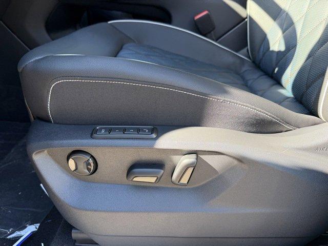 new 2026 Volkswagen Atlas Cross Sport car, priced at $53,456