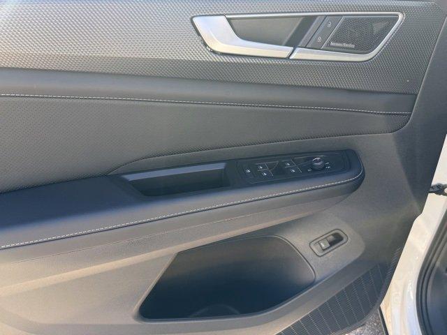 new 2026 Volkswagen Atlas Cross Sport car, priced at $53,456